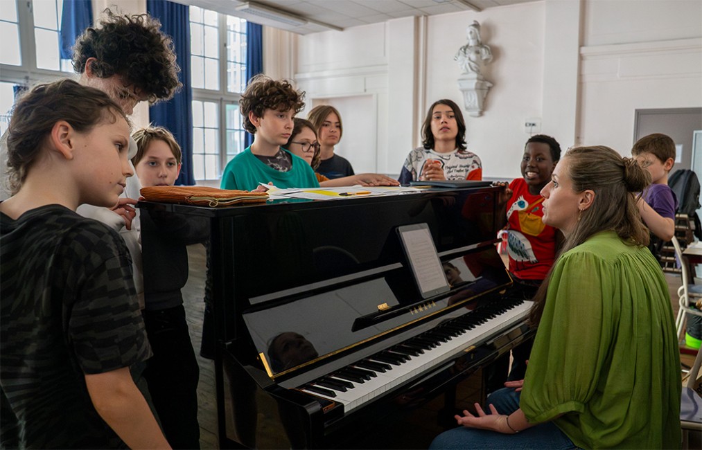 Étude de rôle avec Dorothée Voisine pour une production avec les Maîtrisiens © Eva Miquet
